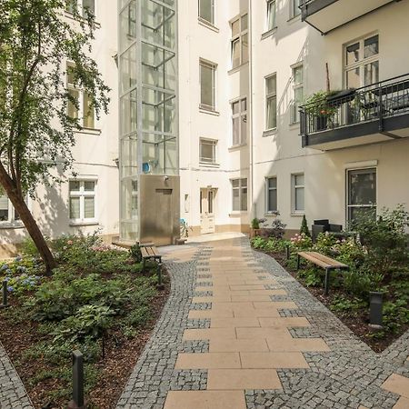 4 Personen Altbau Apartment Nahe Kurfuerstendamm - Romeo & Julia เบอร์ลิน ภายนอก รูปภาพ