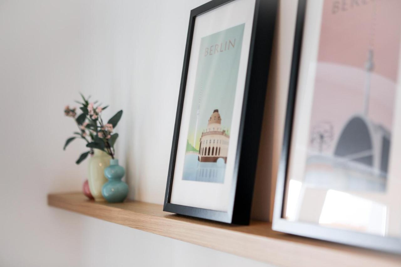 4 Personen Altbau Apartment Nahe Kurfuerstendamm - Romeo & Julia เบอร์ลิน ภายนอก รูปภาพ